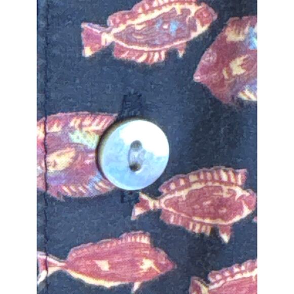 Tori Richard Black with Red Fishes  
 Button Down Aloha Shirt Men Size Medium - Picture 4 of 5